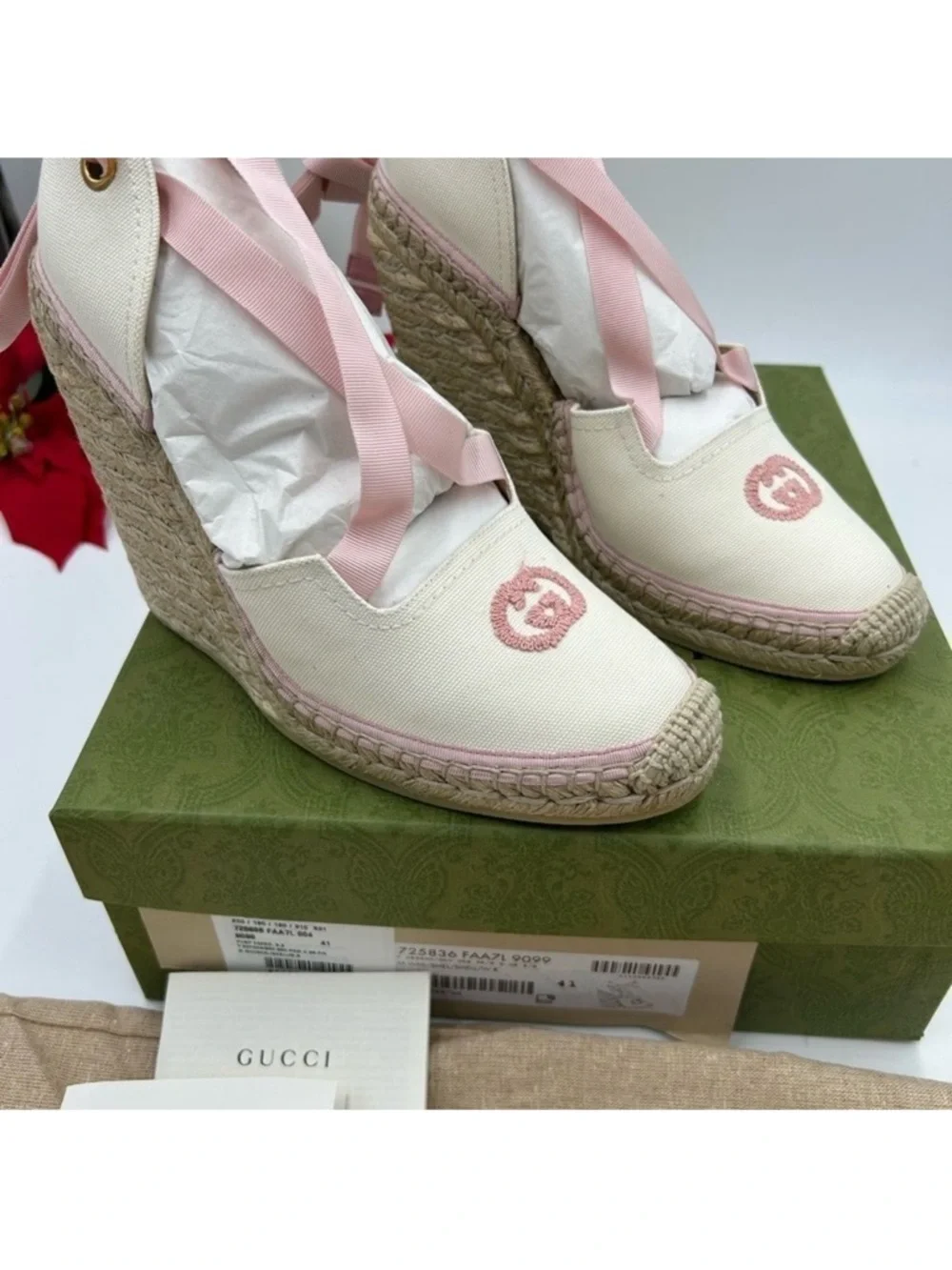 Women’s Gucci white/pink wedge ESPADRILLES size 41 made in Spain